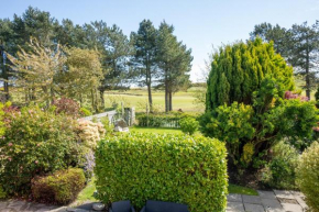 Golf Links Cottage - Views of Royal County Down